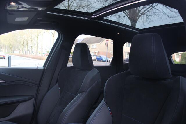 BMW X1 xDrive30e M-Sportpakket FullOptions Shadowline/InnovationPack/TravelPack/HarmanKardon/Headup/Panoramadak/19inch