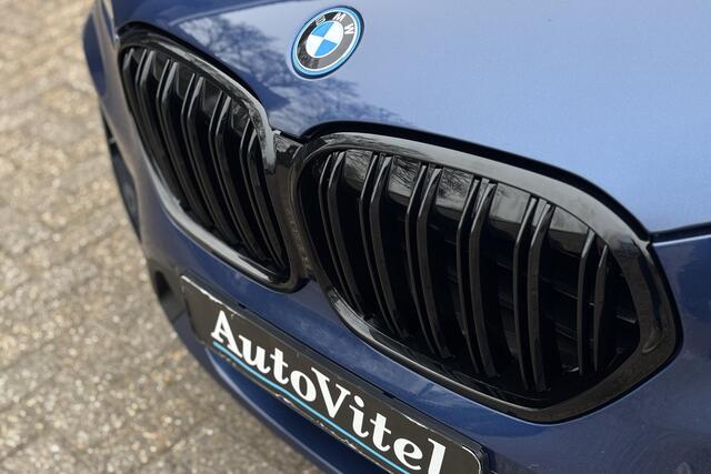 BMW X1 xDrive25e Sport Line | Panodak | Head-up | Camera | PDC V&A | Sportstoelen | Sportstuur