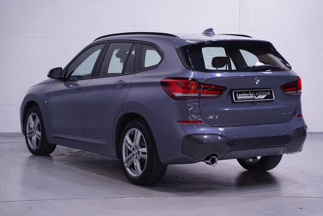 BMW X1 sDrive18i Executive M Sport HUD Led koplampen NAP Shadowline Rijklaar!