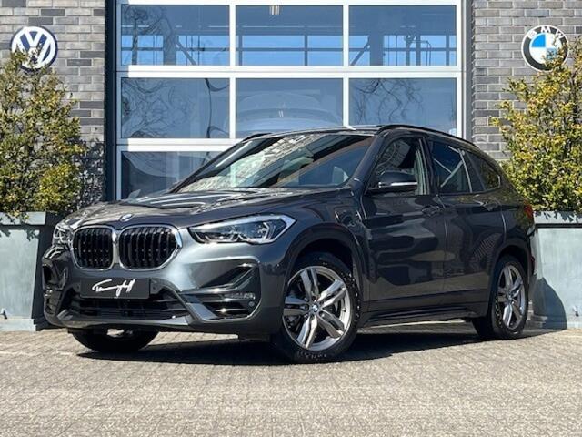 BMW X1 XDRIVE25E LEDER- PANO - AFN. TREKH. - ORG. NL.