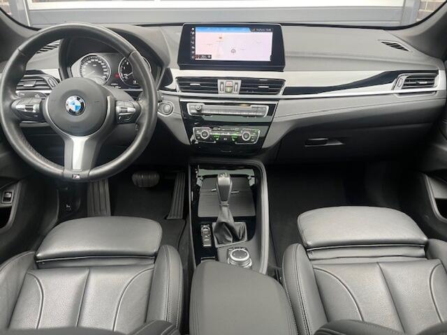 BMW X1 XDRIVE25E LEDER- PANO - AFN. TREKH. - ORG. NL.