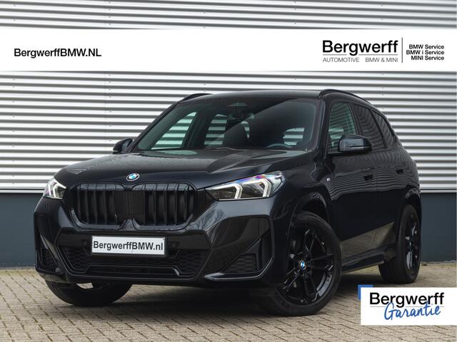 BMW X1 sDrive18i M-Sport - Trekhaak - Memoryzetel - 19 inch - Shadow Line