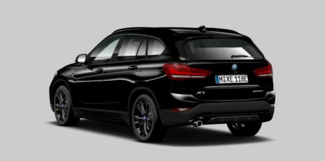 BMW X1 xDrive25e High Executive Sport Line - Panoramadak - Comfort Access - Park Assistant - Elektrisch verwarmde/verstelbare stoelen - Achteruitrijcamera - PDC - Elektrische Achterklep - Automatisch dimmende binnenspiegel -