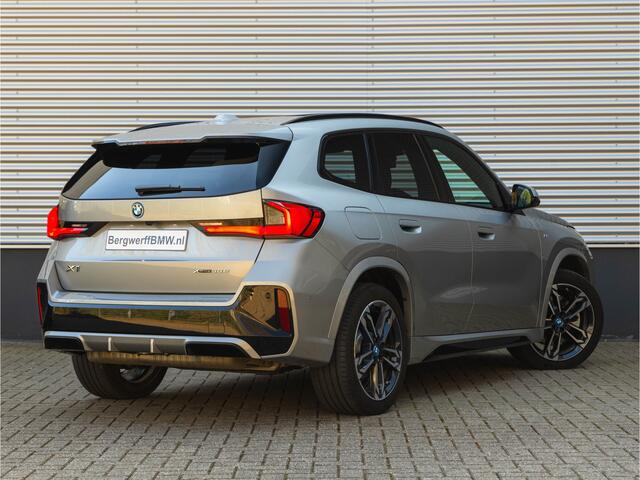 BMW X1 xDrive30e M-Sport - Pano - Driving Ass Prof - Trekhaak - Head-Up