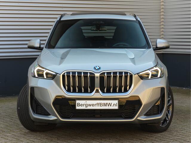 BMW X1 xDrive30e M-Sport - Pano - Driving Ass Prof - Trekhaak - Head-Up