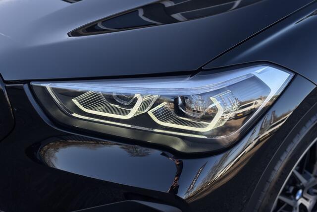 BMW X1 xDrive25e Advantage | Leder | 19" LM Velgen | NAVI | LED | Sportstuur | PDC V&A