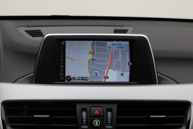 BMW X1 sDrive18i Executive Automaat Leer, Navigatie, LED, Climate, Cruise, PDC