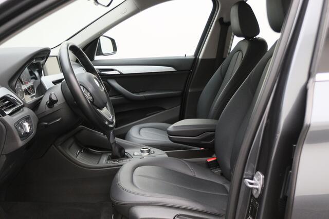 BMW X1 sDrive18i Executive Automaat Leer, Navigatie, LED, Climate, Cruise, PDC