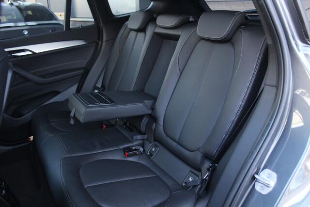 BMW X1 xDrive25e M Sport | Pano | H&K | Leder High Executive Edition