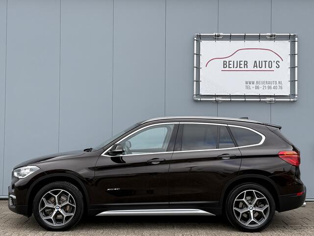 BMW X1 xDrive20i Centennial High Executive Automaat Navigatie.