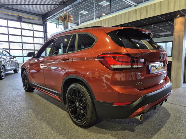 BMW X1 xDrive25e High Executive Edition Panorama | Camera | Orange | Uniek