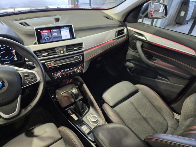 BMW X1 xDrive25e High Executive Edition Panorama | Camera | Orange | Uniek