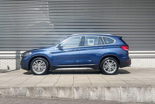 BMW X1 xDrive25e Essential / Achteruitrijcamera