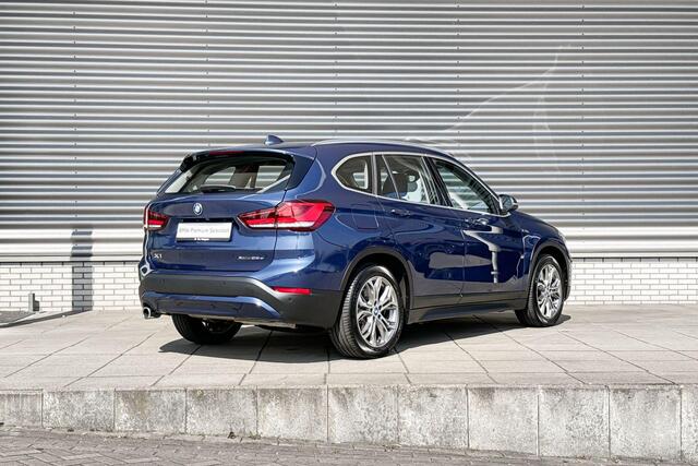 BMW X1 xDrive25e Essential / Achteruitrijcamera