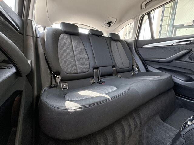 BMW X1 xDrive25e Essential / Achteruitrijcamera