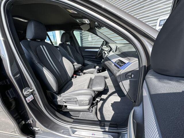 BMW X1 xDrive25e M Sportpakket / Elektrisch verwarmde voorstoelen / Stuurwielrand Verwarmd