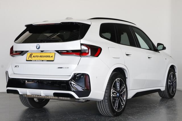 BMW X1 xDrive25e / Opendak / HUD / LED / CarPlay / Pilot assist