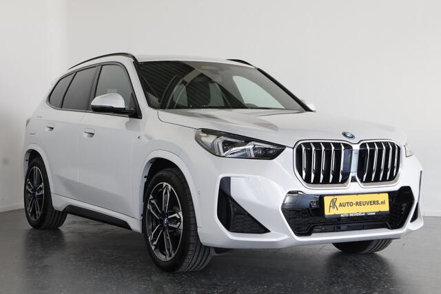 BMW X1 xDrive25e / Opendak / HUD / LED / CarPlay / Pilot assist