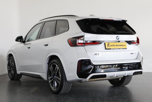BMW X1 xDrive25e / Opendak / HUD / LED / CarPlay / Pilot assist
