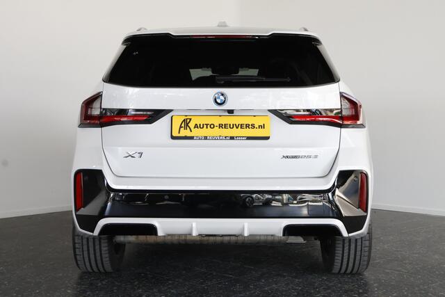 BMW X1 xDrive25e / Opendak / HUD / LED / CarPlay / Pilot assist