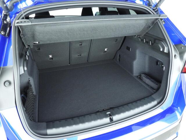 BMW X1 xDrive25e M-Sportpakket / Trekhaak wegklapbaar / Driving assist / Comfort Pack / Innovation Pack / Alu wielen 20 inch