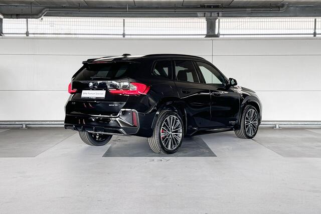 BMW X1 sDrive18i | M Sportpakket Pro | Trekhaak met elektrisch wegklapbare kogel