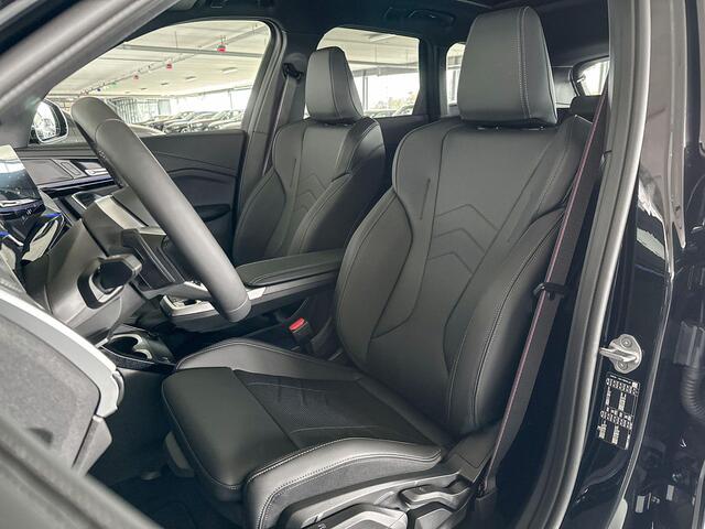 BMW X1 sDrive18i | M Sportpakket Pro | Trekhaak met elektrisch wegklapbare kogel