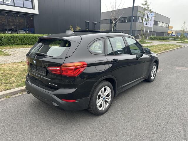 BMW X1 xDrive25e Exec. Pano, Navi, Trekhaak