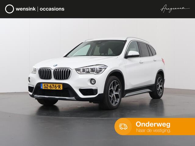 BMW X1 sDrive18i High Executive | Trekhaak | Navigatie | Head-Up | Leder | 18" Lichtmetalen Velgen |