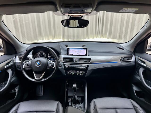 BMW X1 xDrive25e High Executive *1e Eigenaar* Leder / Adaptive LED / Navi Professional / Stoelverwarming / Camera / 18"LMV