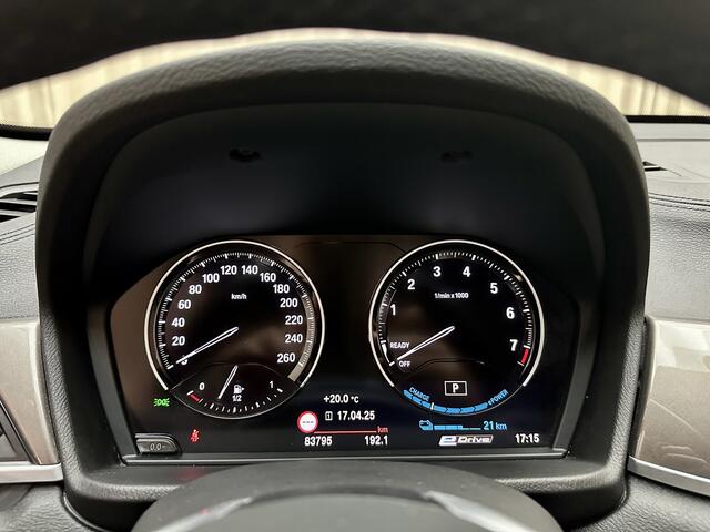 BMW X1 xDrive25e High Executive *1e Eigenaar* Leder / Adaptive LED / Navi Professional / Stoelverwarming / Camera / 18"LMV