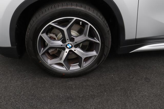 BMW X1 2.0 Aut. High Exe. 2.0 Aut. High Exe. Pano-Dak Memory Camera Leder