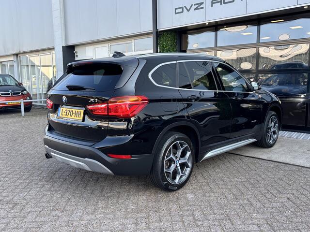 BMW X1 sDrive18i Executive | X-Line | 18" LMV | Park Assist