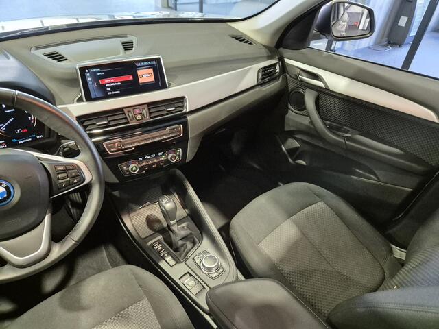 BMW X1 xDrive25e eDrive Edition Panorama | Camera | Trekhaak | LED