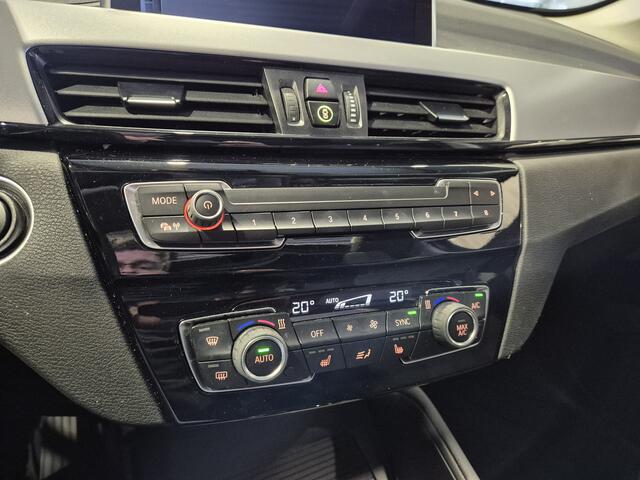 BMW X1 xDrive25e eDrive Edition Panorama | Camera | Trekhaak | LED