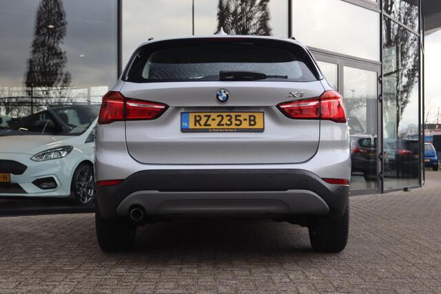 BMW X1 SDRIVE18I EXECUTIVE | LED | CAMERA | NAVI | CRUISE | PDC | LMV