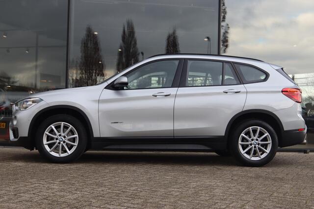 BMW X1 SDRIVE18I EXECUTIVE | LED | CAMERA | NAVI | CRUISE | PDC | LMV