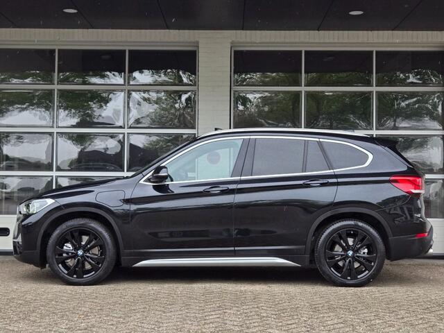 BMW X1 XDRIVE25E X-LINE I MEMORY SEATS I PANORAMA I TREKHAAK I KEYLESS