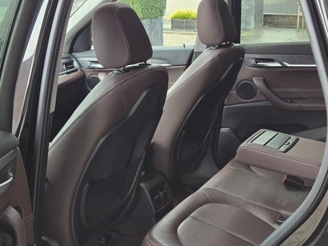BMW X1 XDRIVE25E X-LINE I MEMORY SEATS I PANORAMA I TREKHAAK I KEYLESS