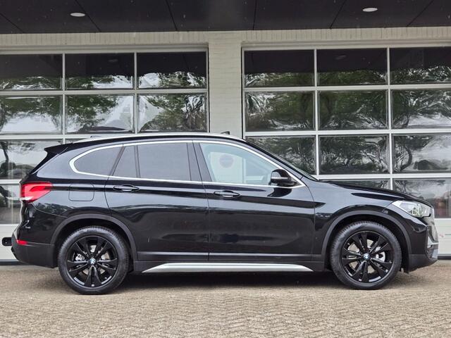 BMW X1 XDRIVE25E X-LINE I MEMORY SEATS I PANORAMA I TREKHAAK I KEYLESS