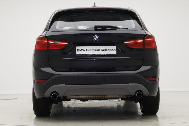 BMW X1 xDrive20i High Executive | Head-Up | Stoelverwarming | Leder