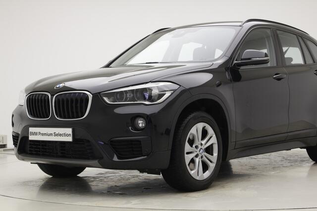 BMW X1 xDrive20i High Executive | Head-Up | Stoelverwarming | Leder