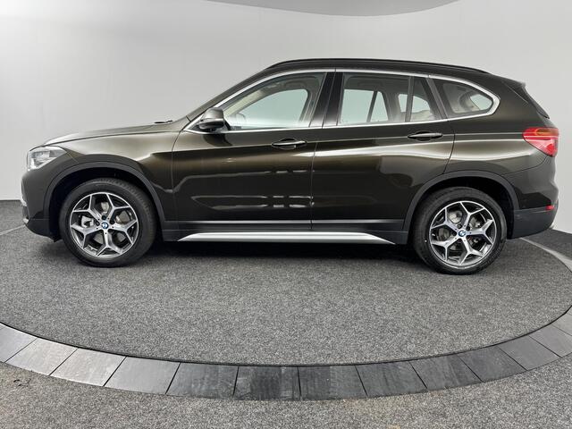 BMW X1 sDrive20i Orange Edition III