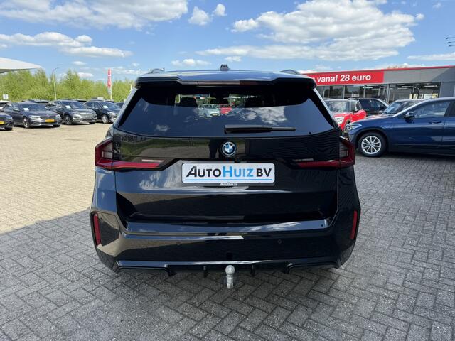 BMW X1 xDrive25e M Sport Panoramadak Trekhaak Elek Stoelverstelling Head-Up Display Harman- Kardon LED Driving Assistant Plus