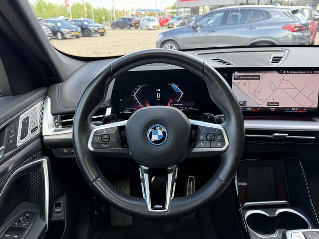 BMW X1 xDrive25e M Sport Panoramadak Trekhaak Elek Stoelverstelling Head-Up Display Harman- Kardon LED Driving Assistant Plus
