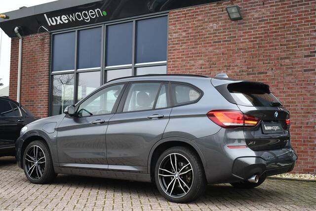 BMW X1 xDrive25e M-Sport Pano HUD ACC Carplay Camera El-Klep