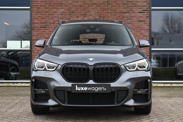 BMW X1 xDrive25e M-Sport Pano HUD ACC Carplay Camera El-Klep