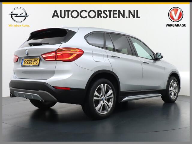 BMW X1 sDrive18i High Executive Sport line Trekhaak Stoelverwarming Navi Ecc Cruise control Pdc Led Licht pakket Privacy Glas Hifi luidsprekers Connected Bluetooth Trekgewicht 1.700kg