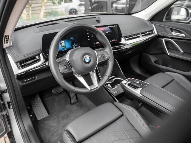 BMW X1 sDrive20i Pano Leer Trekhaak Keyless