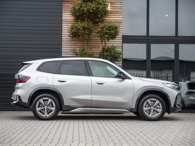 BMW X1 sDrive20i Pano Leer Trekhaak Keyless